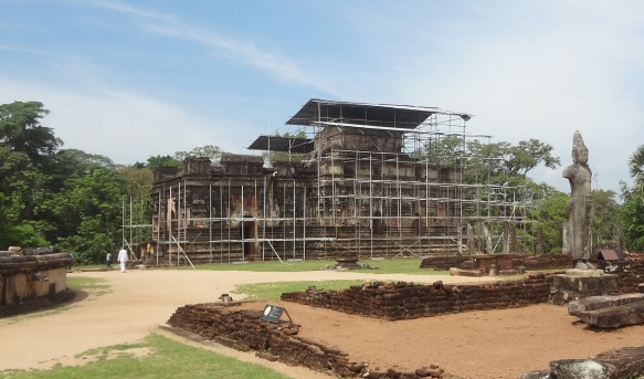 Thuparama Gedige Quadrangle Polonnaruwa