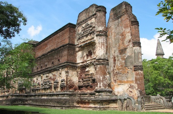 Lankatilaka Vihara, Polonnaruwa